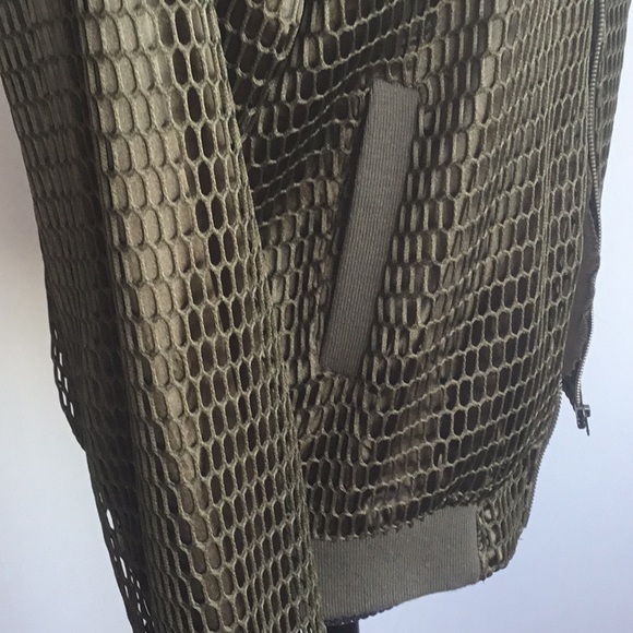 Jacket - Picture 4 of 5